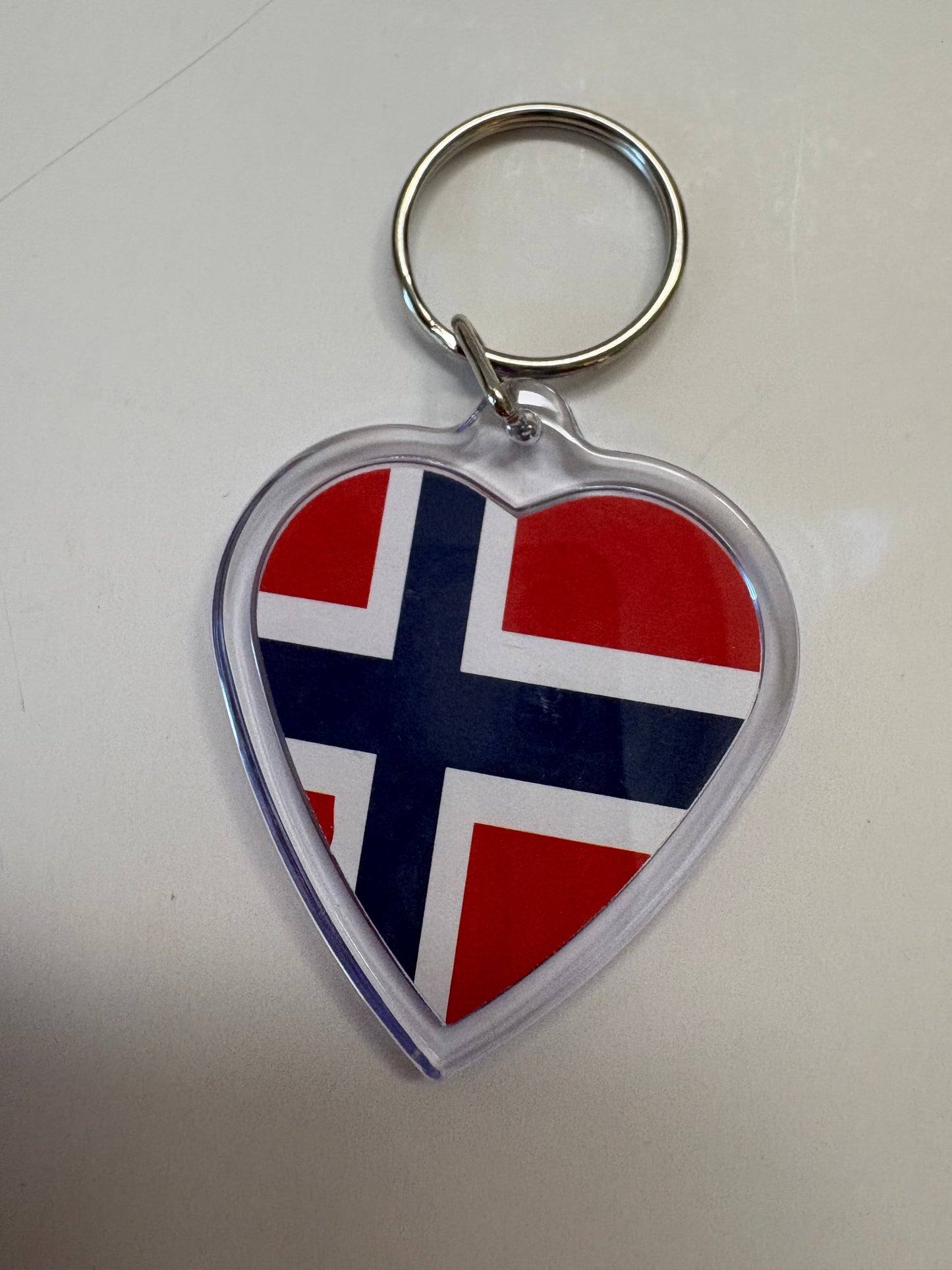 Heart-Shaped Key Ring Norwegian Flag.