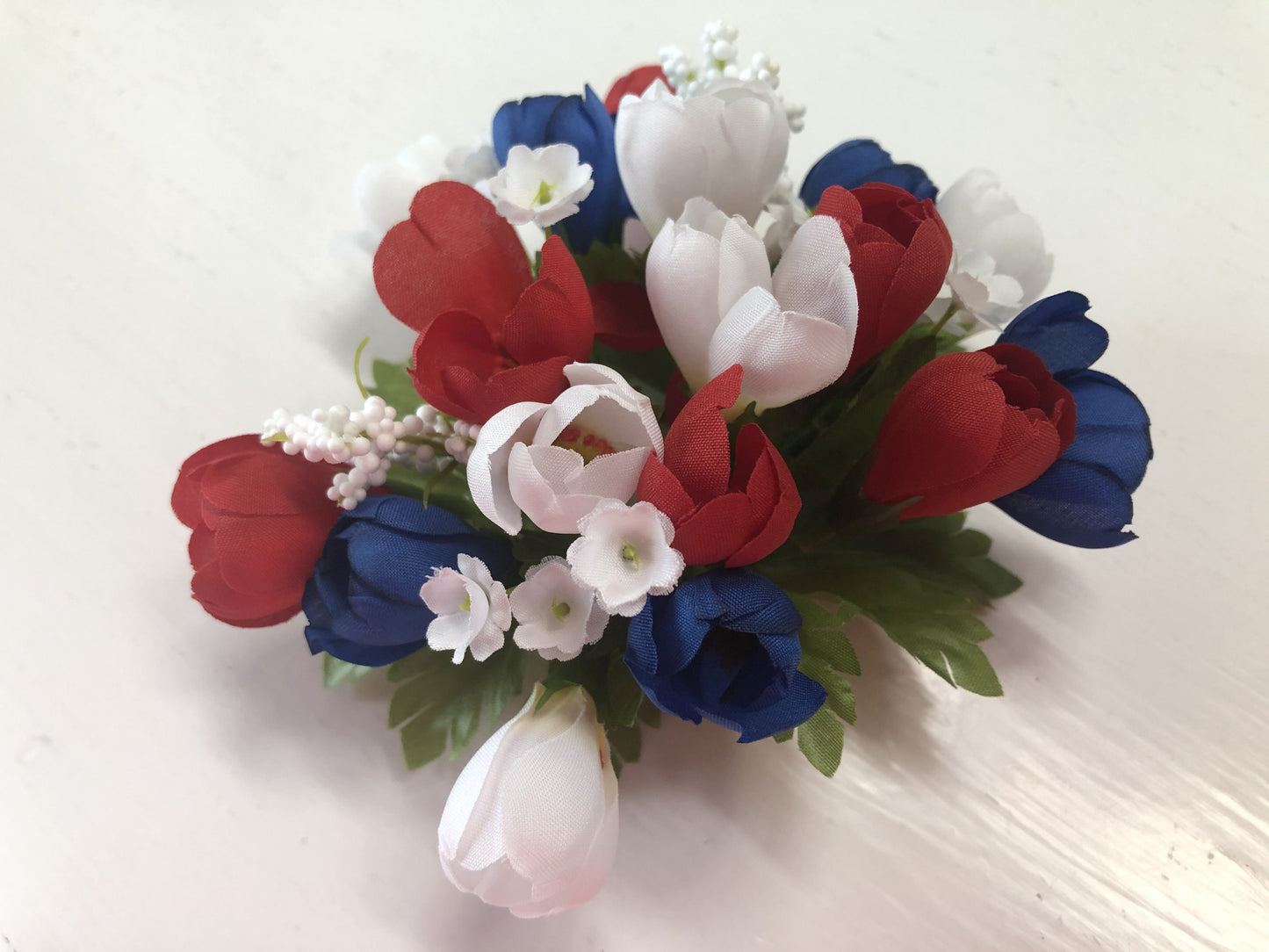 Candle Ring with Flowers in Norwegian flag colors