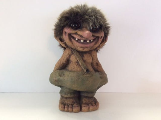 Tore The Troll, 13-3/4"