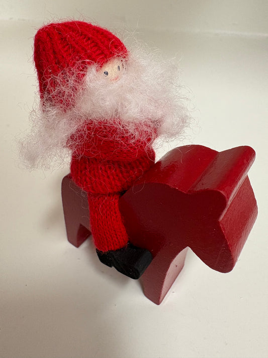 Tomte on Red Dala