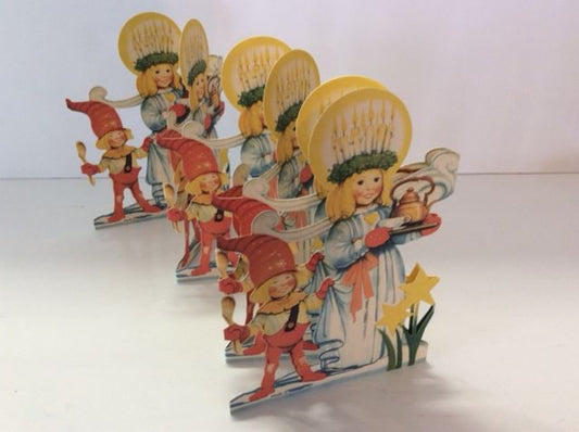 Lucia Procession Pull Out