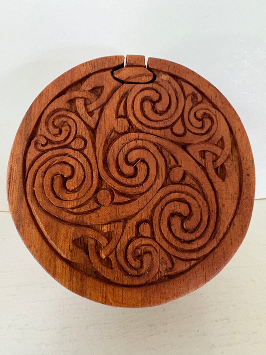 Round Puzzle Box